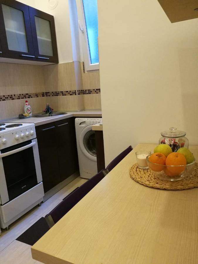 Apartment In The Heart Of Belgrad Exterior foto
